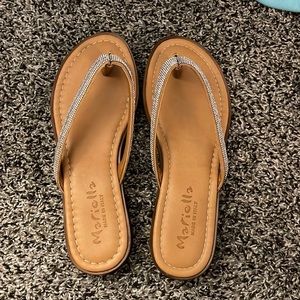 Size 7 never worn but threw the store